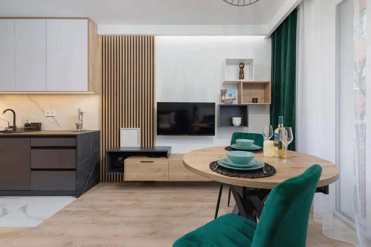 Deluxe Studio Cracow Arianska By Noclegi Renters Krakow Apartment
